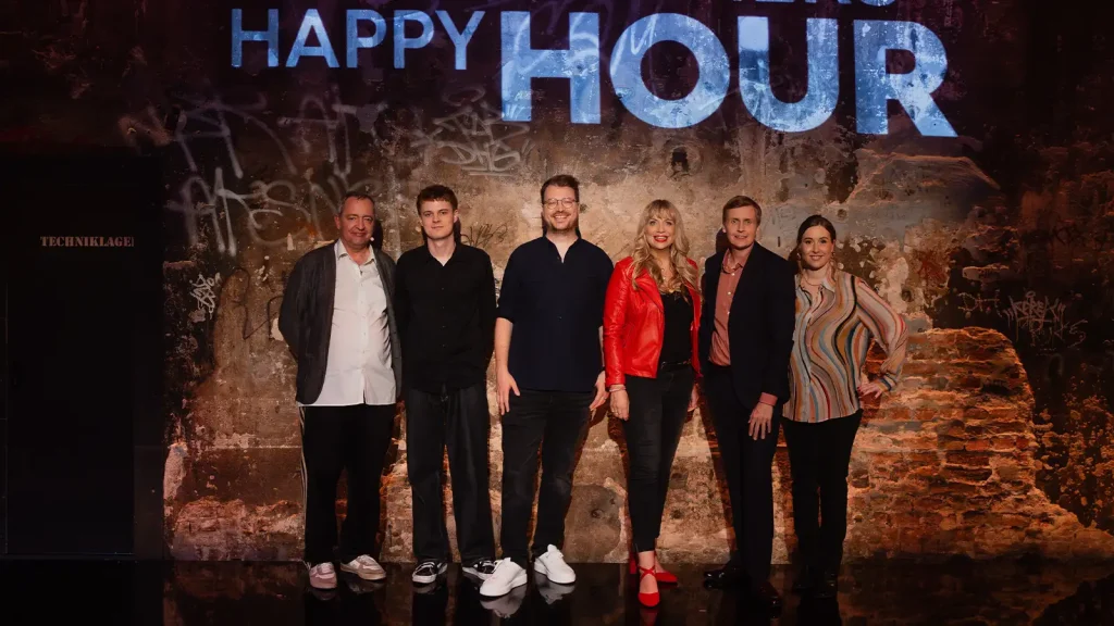 HAPPY HOUR in Berlin: Mirja bei Till Reiners auf 3sat