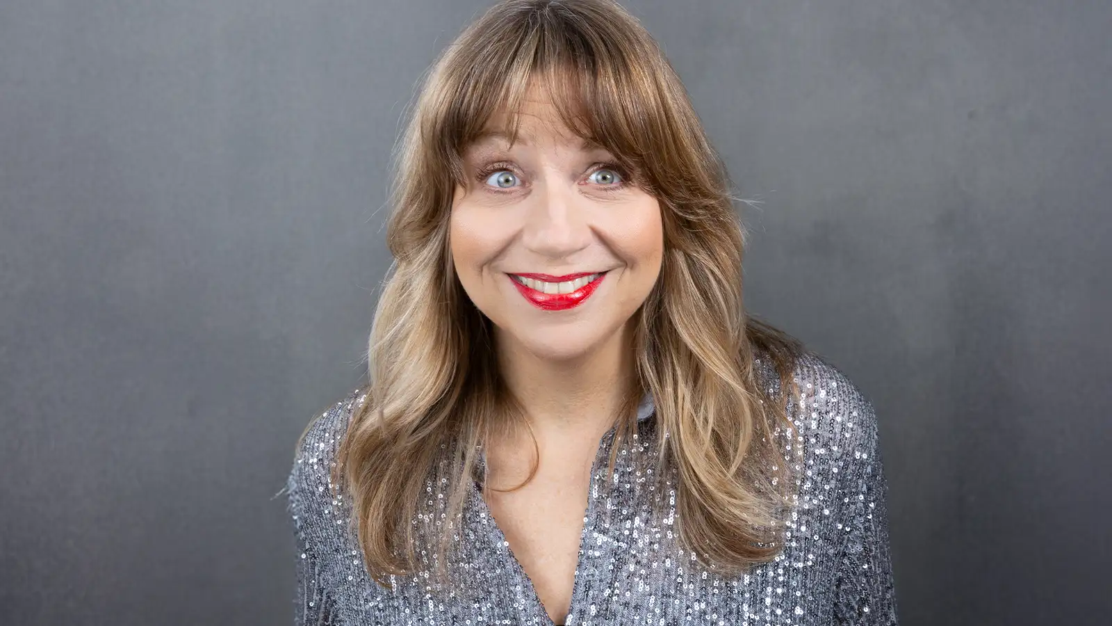 Mirja Regensburg - Presse